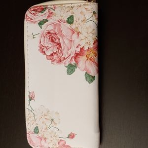 Floral wallet NWOT